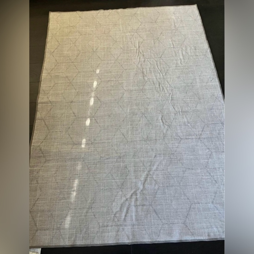 Ruggable Prisma Monochrome Rug 5x7